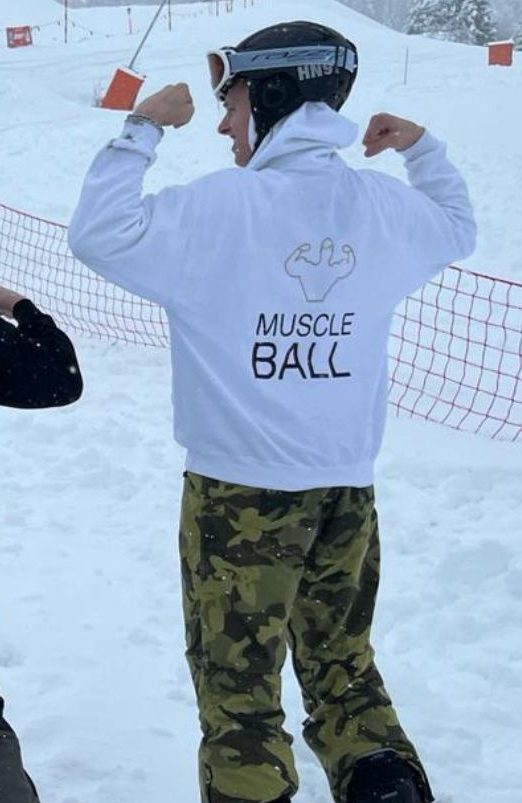 MuscleBall Hoodie Seizoen 1 Wit