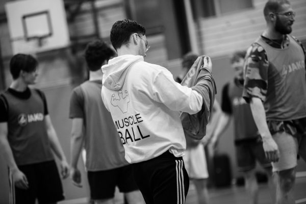 MuscleBall Hoodie Seizoen 1 Wit