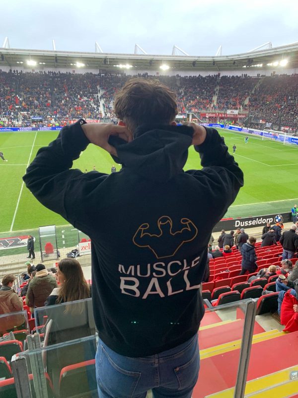 MuscleBall Hoodie Seizoen 1 Zwart